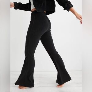 Aerie Velour Ribbed Flares - size large long